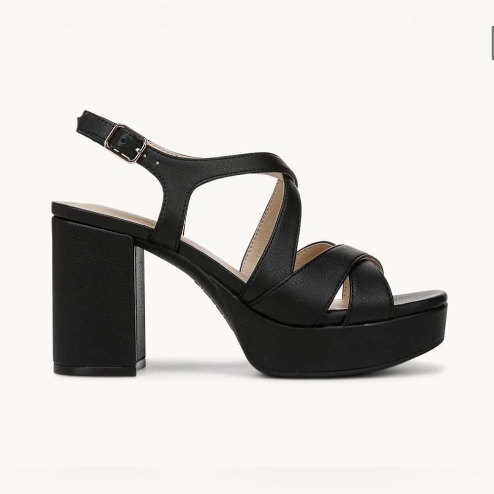 Life Stride Last Dance Black Buckled Ankle Strap Block Heels Women’s Size 8